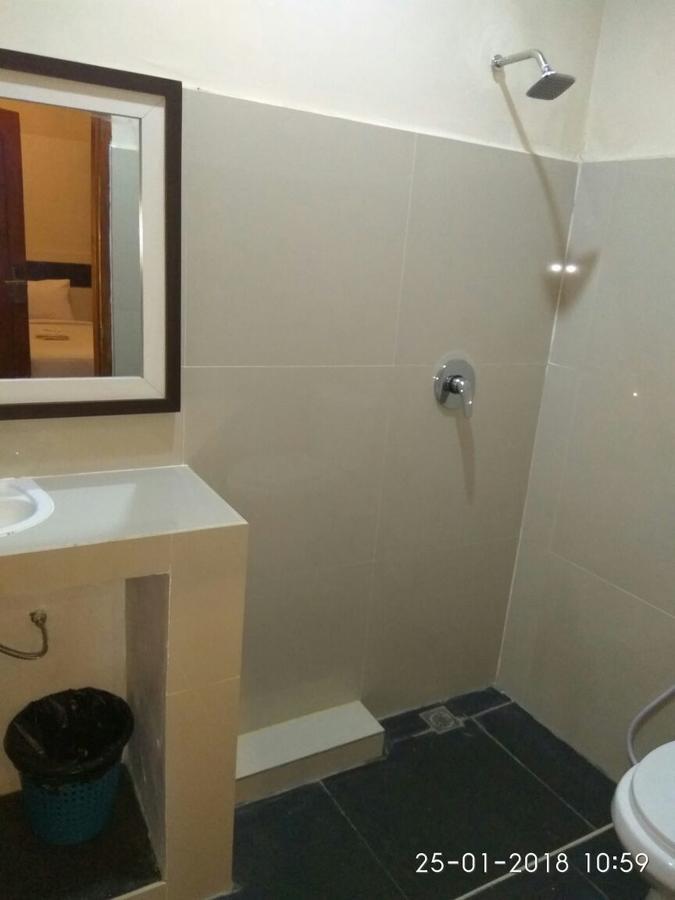 Galaxy Inn Baubau Luaran gambar